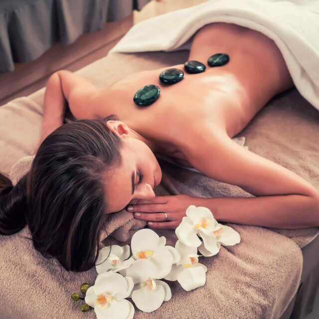 https://skinessentialplus.ng/wp-content/uploads/2019/01/endulge-your-soul-640x640.jpg